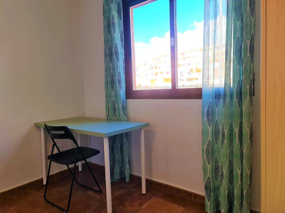 Espacioso apartamento con preciosos jardines y BBQ Isla Plana Exterior foto