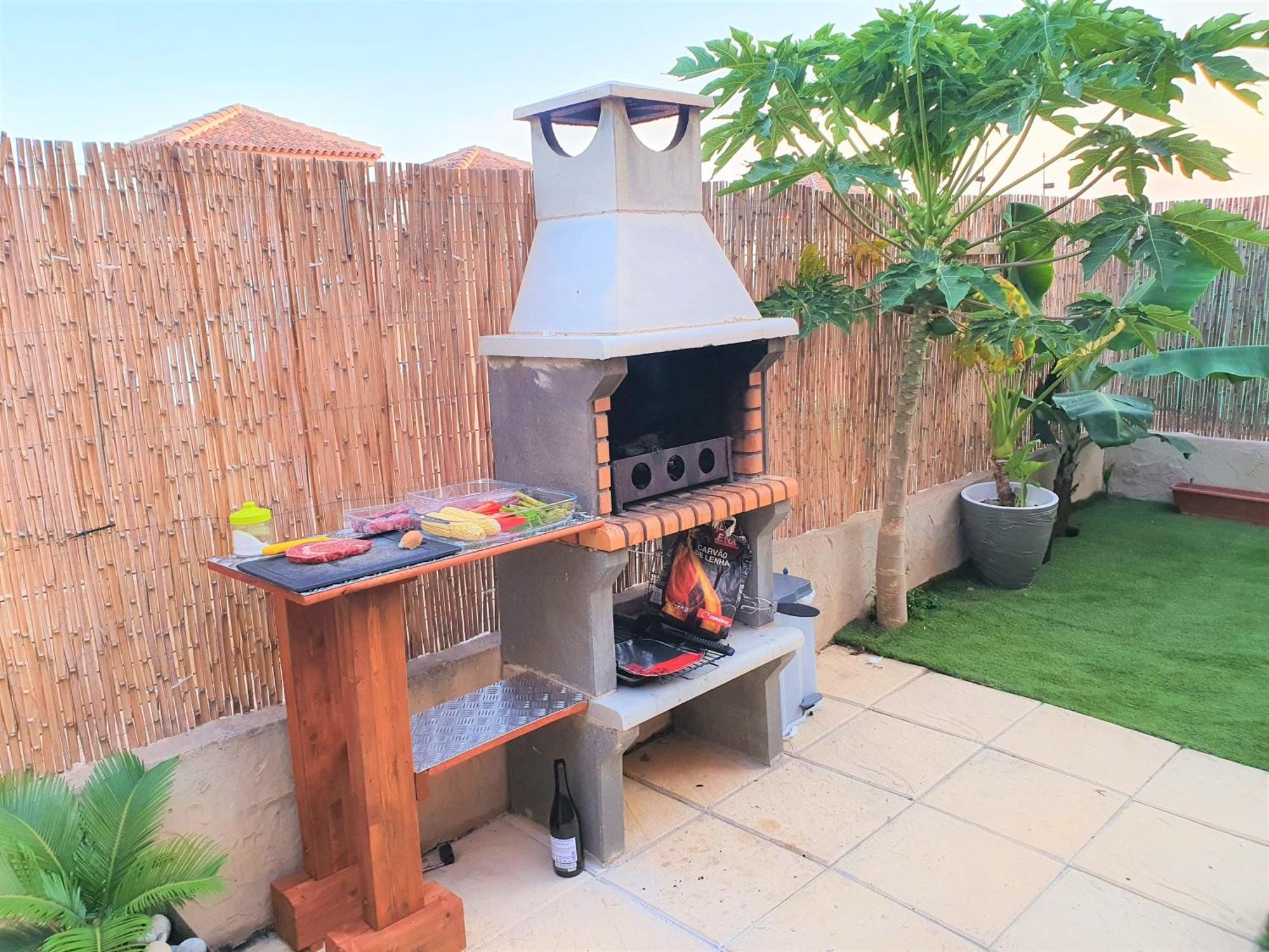 Espacioso apartamento con preciosos jardines y BBQ Isla Plana Exterior foto